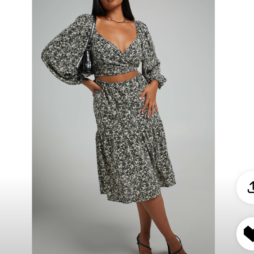 Laiken long sleeve cut out midi dress